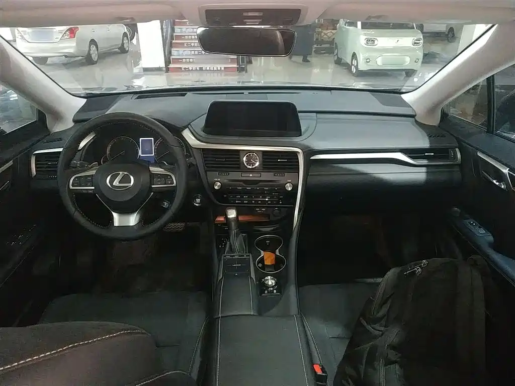 Lexus RX Facelift 300 2 WD Elite