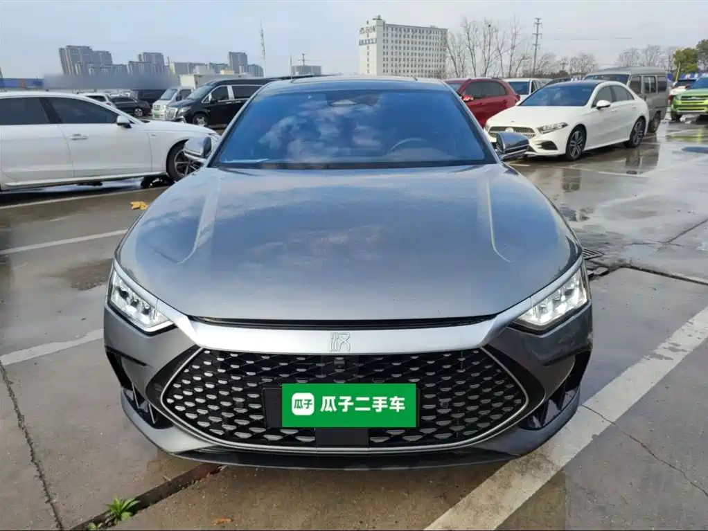 Han DM-i 121 KM Honored