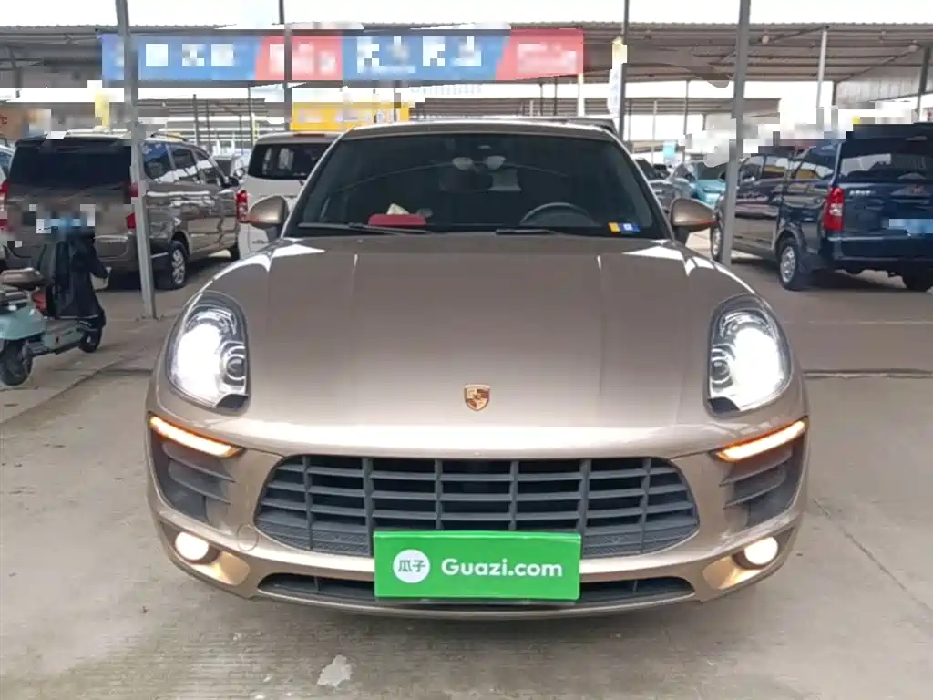 Macan Macan 2.0 T