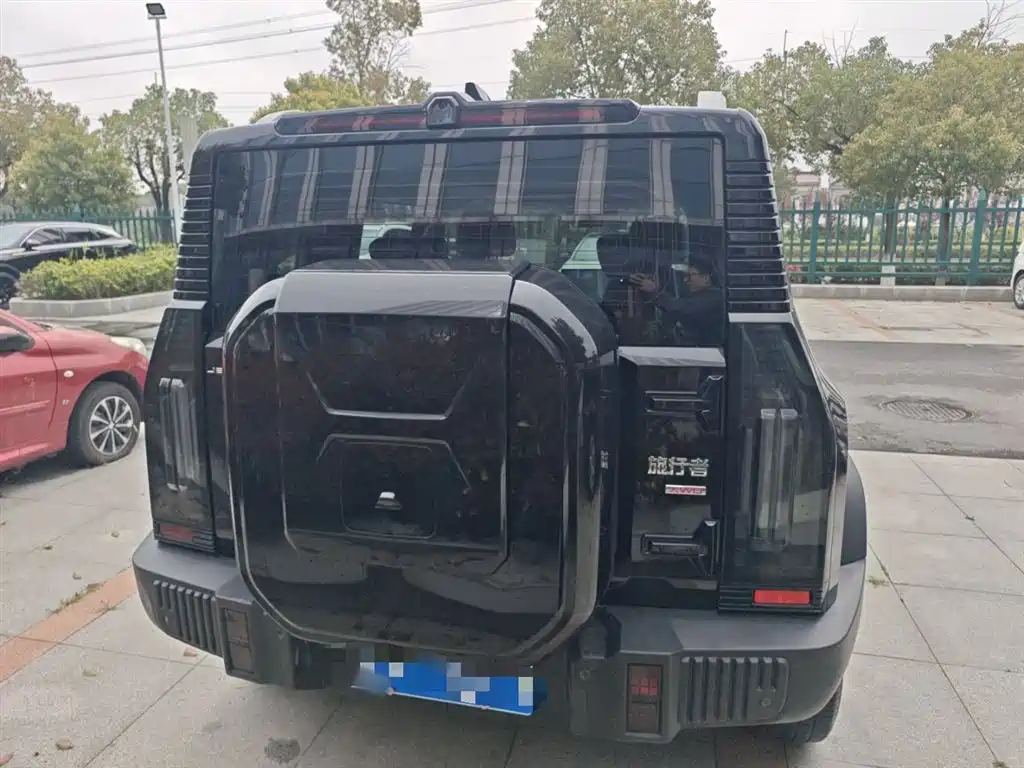 Jetour Traveller 2.0 T 4 WD Cross PRO
