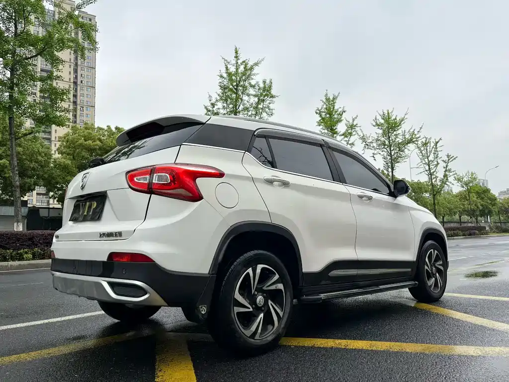 Baojun 510 1.5 L Auto Luxury