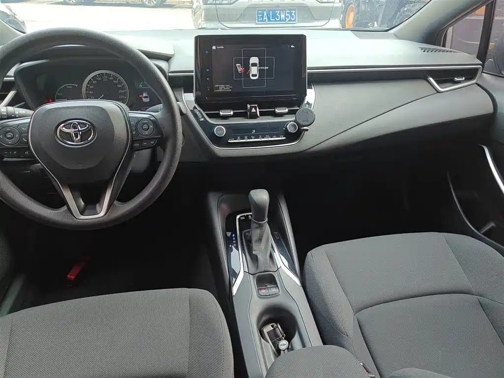 Levin Dual Engine 1.8 H E-CVT Luxury