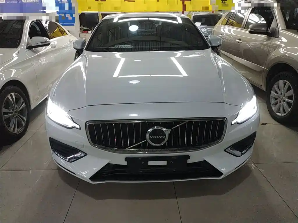 Volvo S60 B4 Smart Ease Luxury