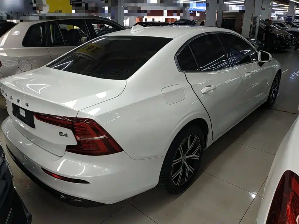 Volvo S60 B4 Smart Ease Luxury