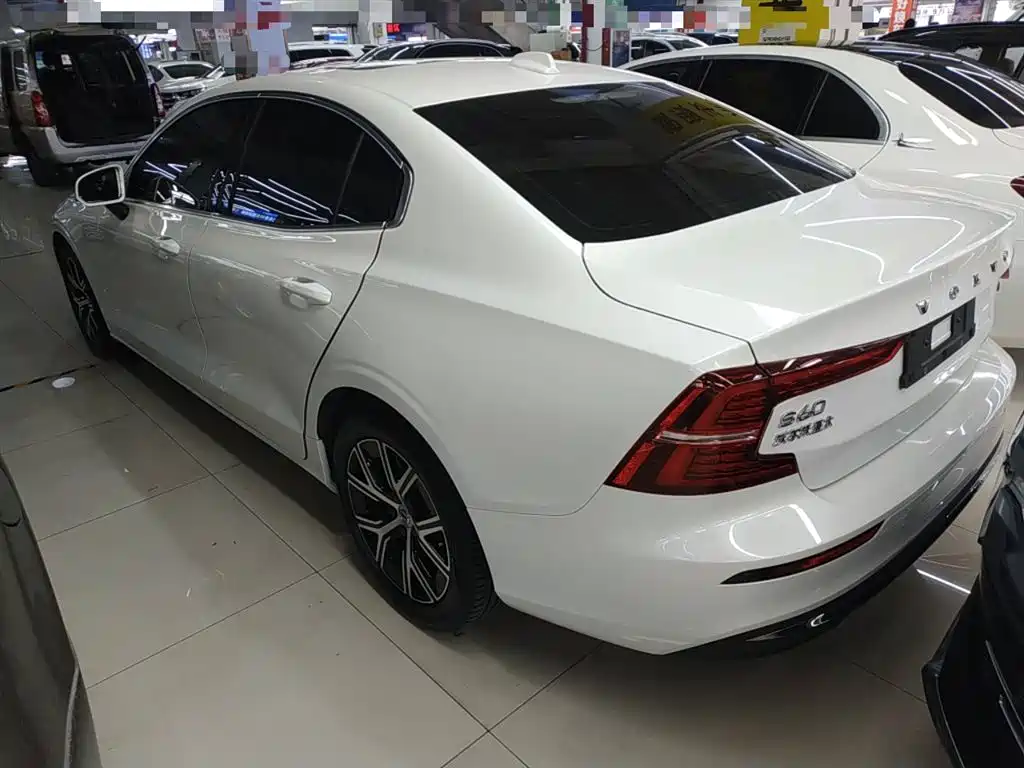 Volvo S60 B4 Smart Ease Luxury