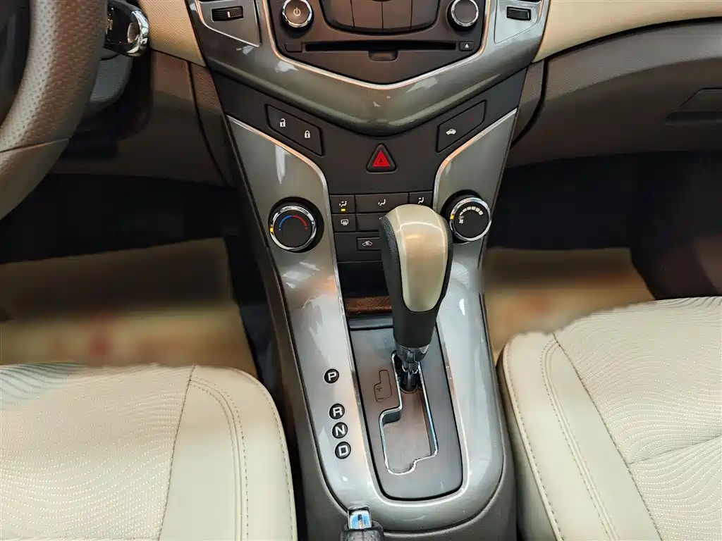 Cruze 1.5 L Classic SE AT