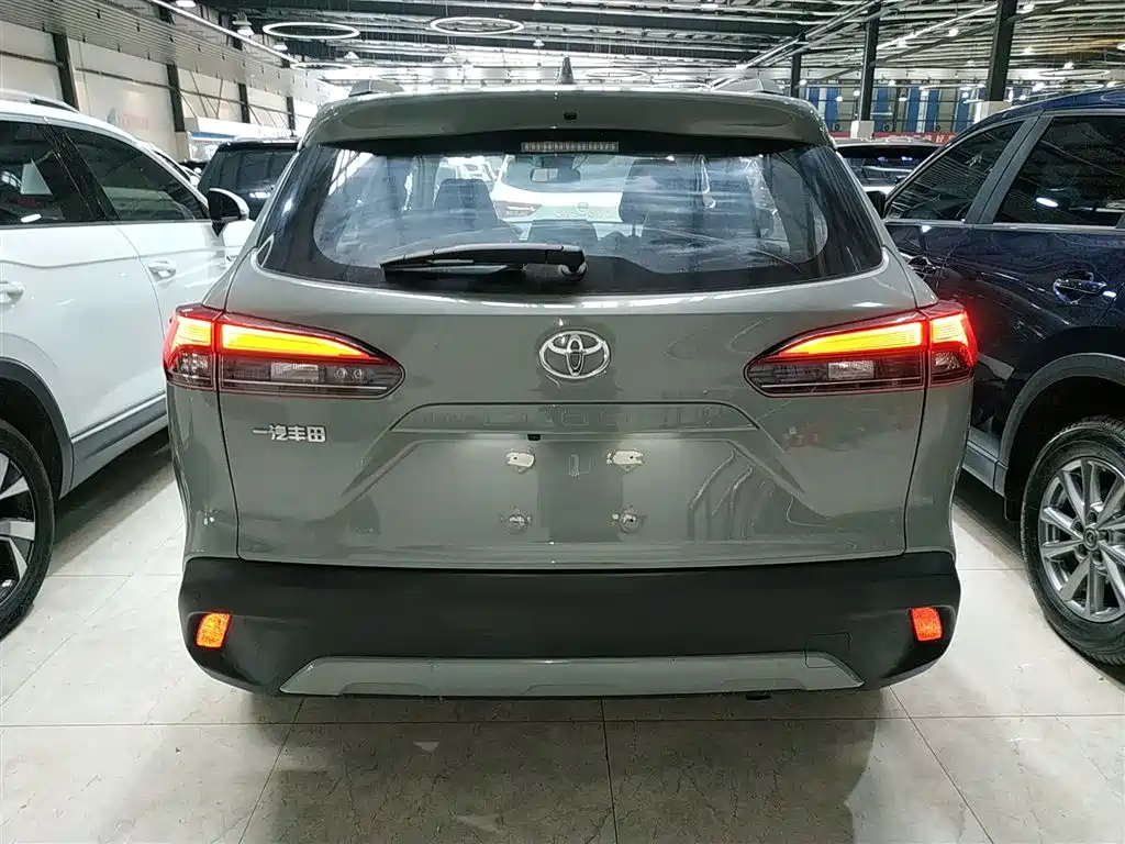 Corolla Cross 2.0 L Flagship