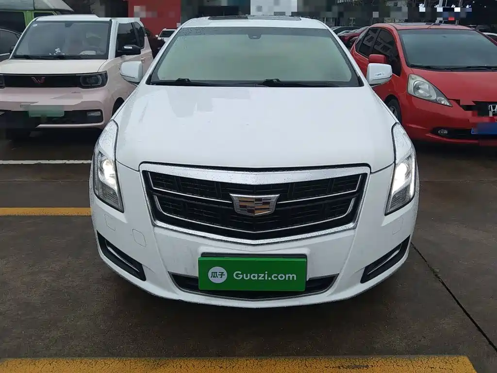 Cadillac XTS 28 T Tech