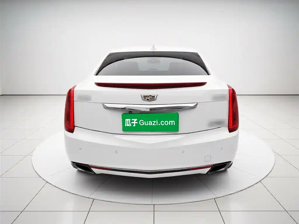 Cadillac XTS 28 T Tech