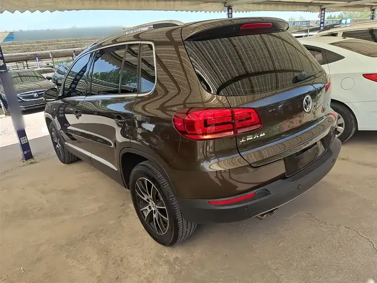 Volkswagen Tiguan 1.8 TSI Auto 2 WD Luxury