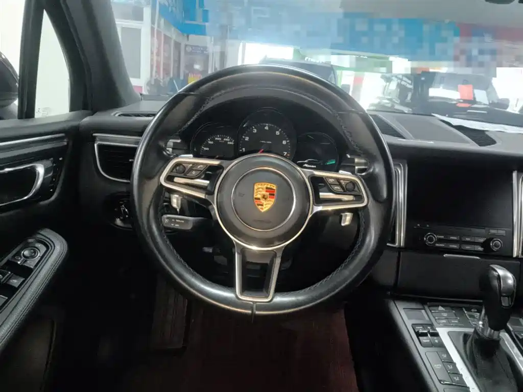 Macan Macan 2.0 T