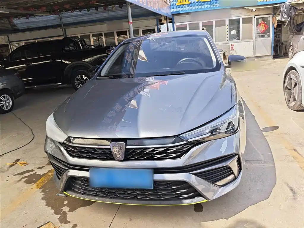 Roewe i5 1.5 L CVT Diamond