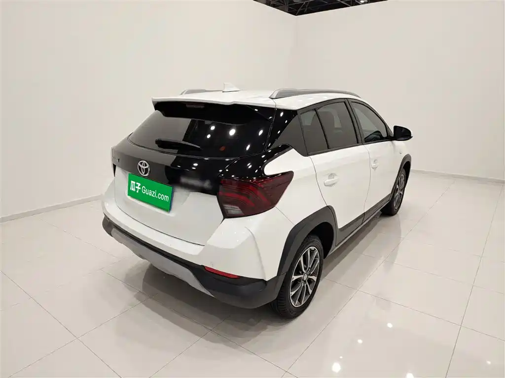 YARiS L Zhixuan Zhixuan X 1.5 L CVT Luxury