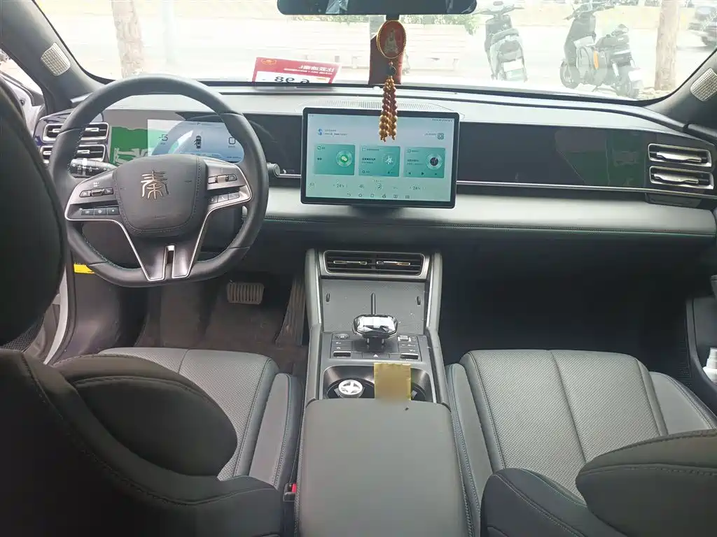 Qin L DM-i 80 KM Transcend