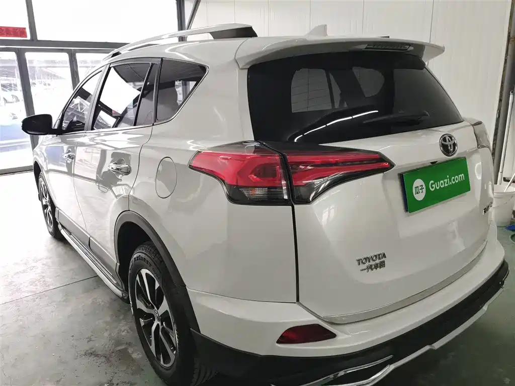RAV4 2.0 L CVT 2 WD Comfort CN-V