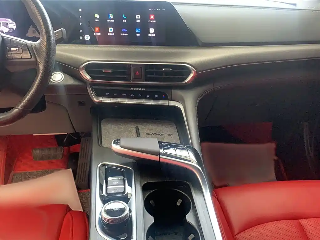 Changan UNI-T 1.5 T Flagship