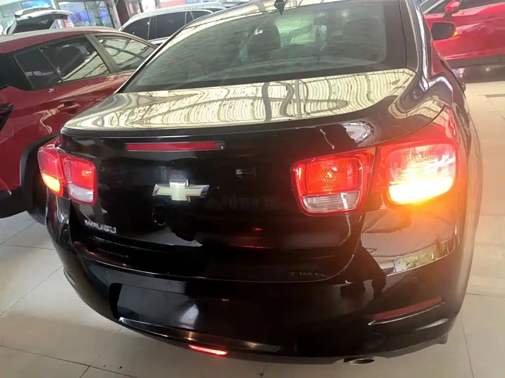 Malibu 2.0 L Auto Luxury