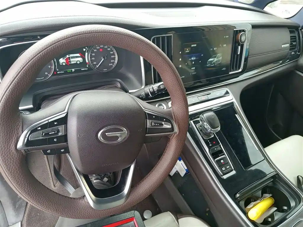 GAC Trumpchi M8 Leading Show Series 390 T Luxury