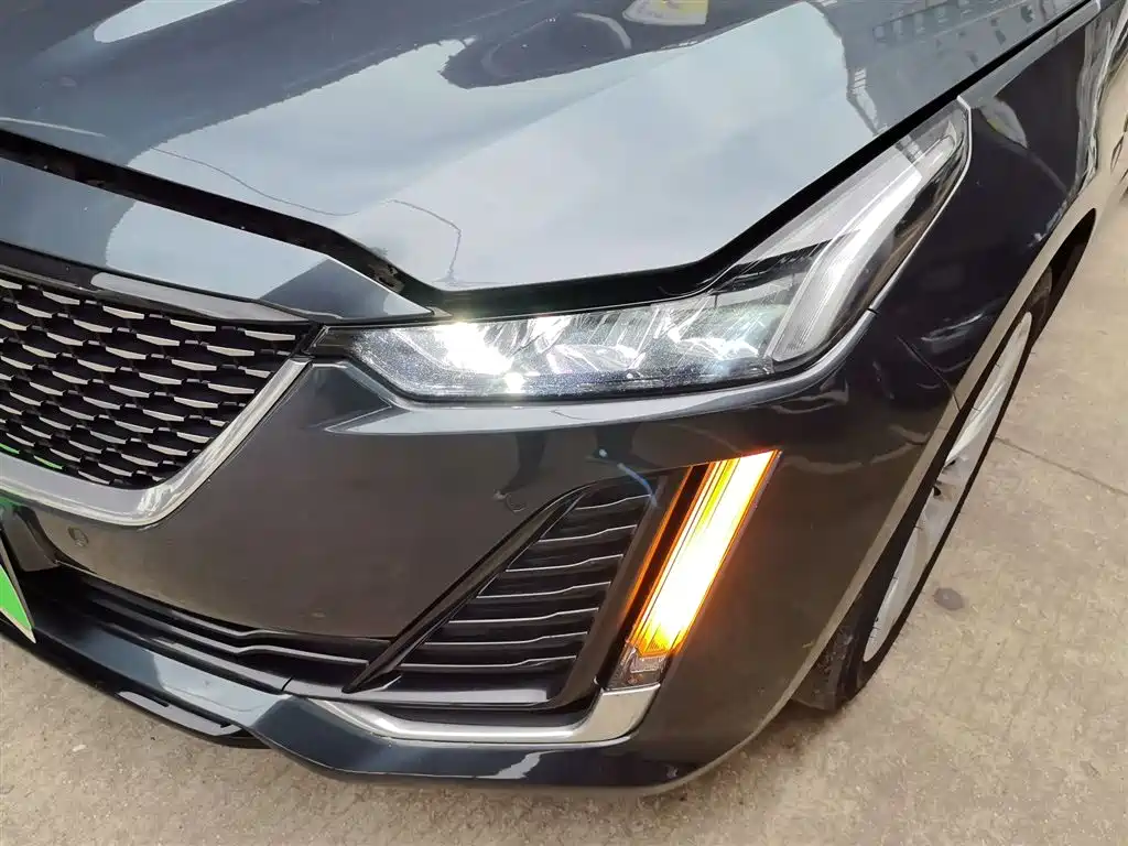 Cadillac CT5 Facelift 28 T Luxury