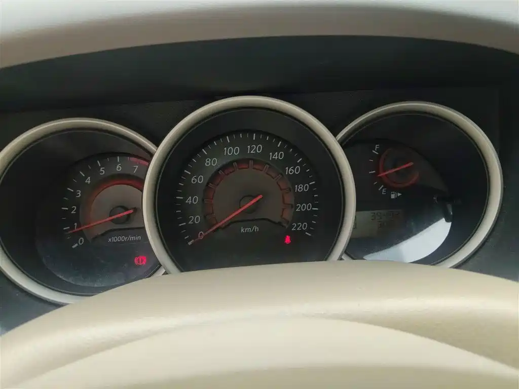 Sylphy Classic 1.6 XE Auto Comfort
