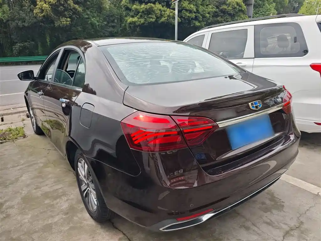 Emgrand 1.5 L CVT Upward Connected