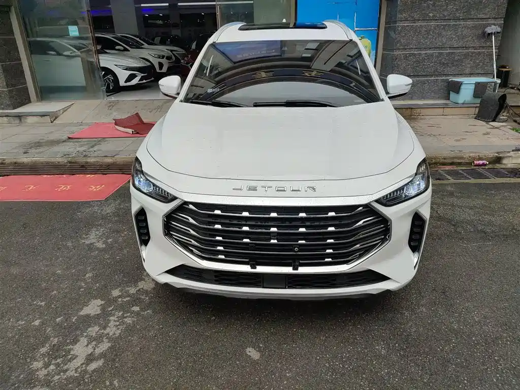 Jetour X70 PLUS 1.6 T DCT Land PRO+ 7-seat
