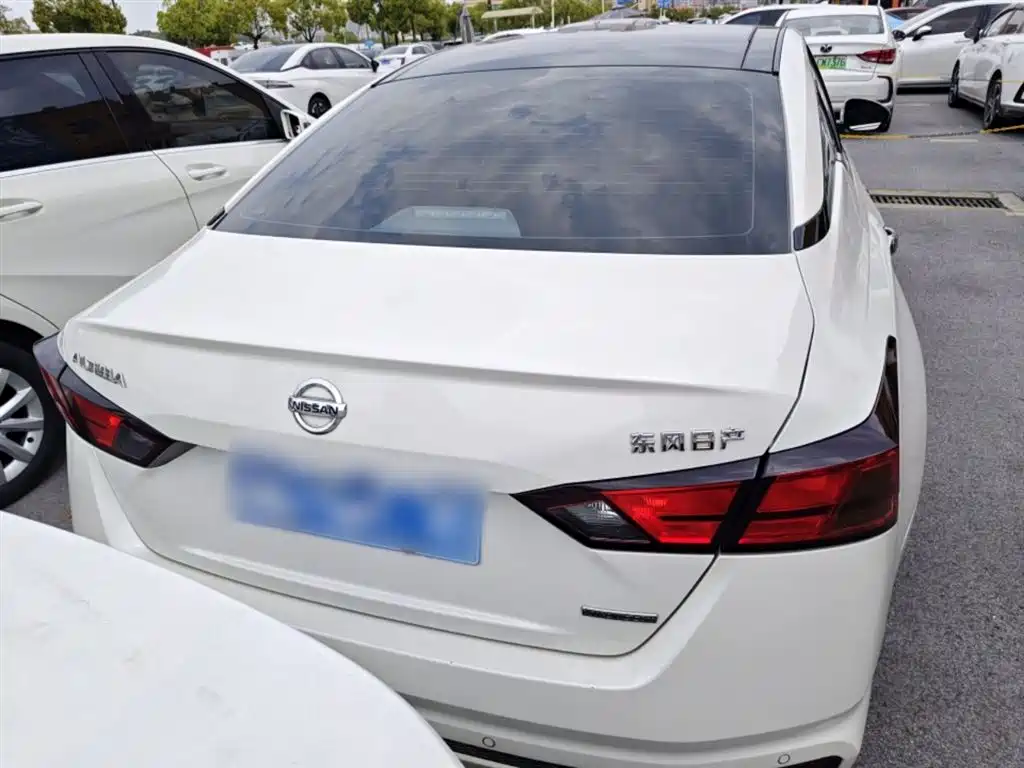 Teana 2.0 L XL Comfort
