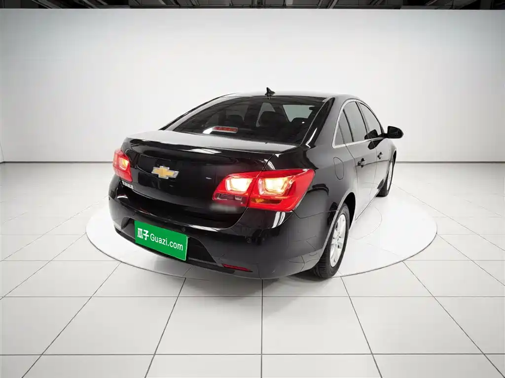 Cruze 1.5 L Classic SL MT