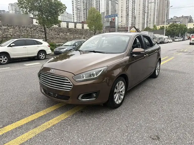 Ford Escort 1.5 L Auto Fashion