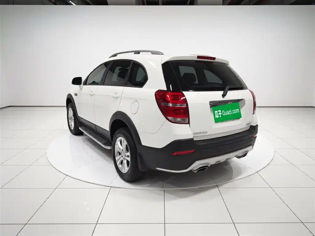 Captiva 2.4 L 2 WD City 5-seat