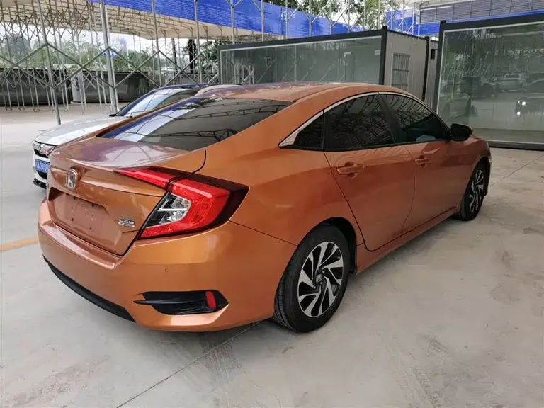 Honda Civic 220 TURBO CVT Luxury