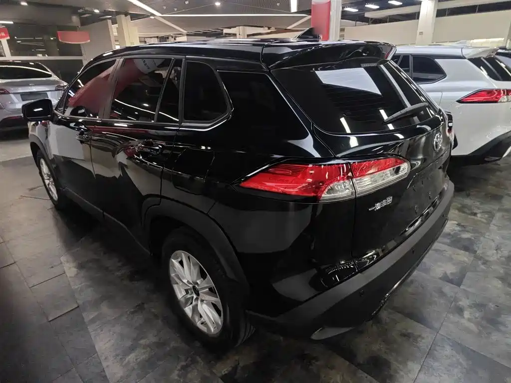 Corolla Cross 2.0 L Pioneer