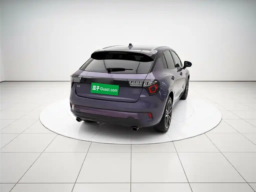 Lynk & Co 02 1.5 TD DCT 2 WD Shine Champion