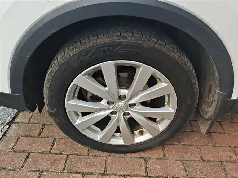 MG ZS 180 DVVT Auto Lite