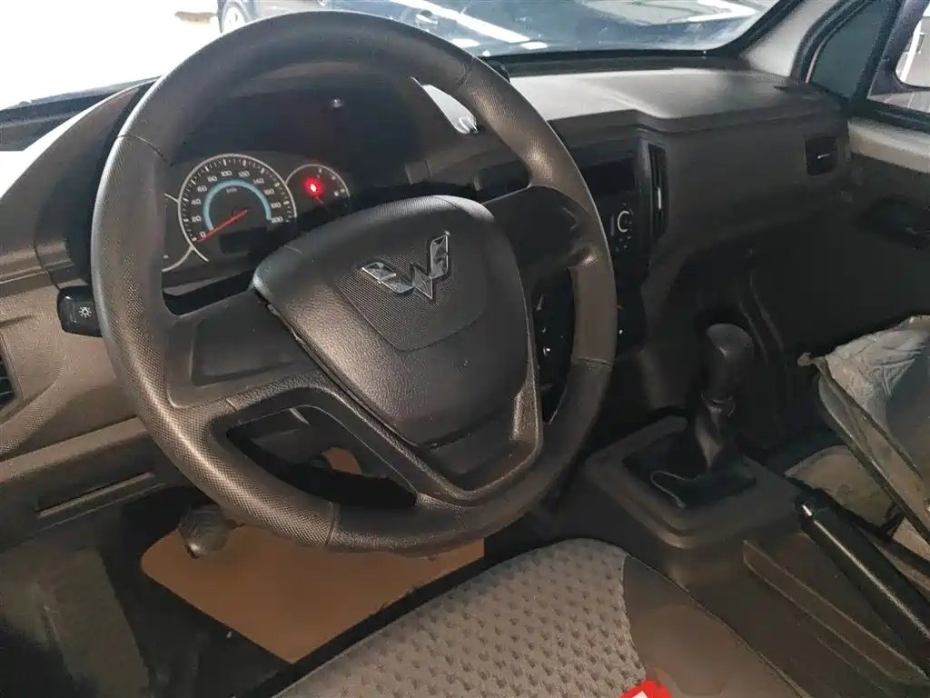 Wuling Rongguang New Truck 五菱荣光新卡 2021款 1.8 L基本型单排双后轮LJ479 Q6