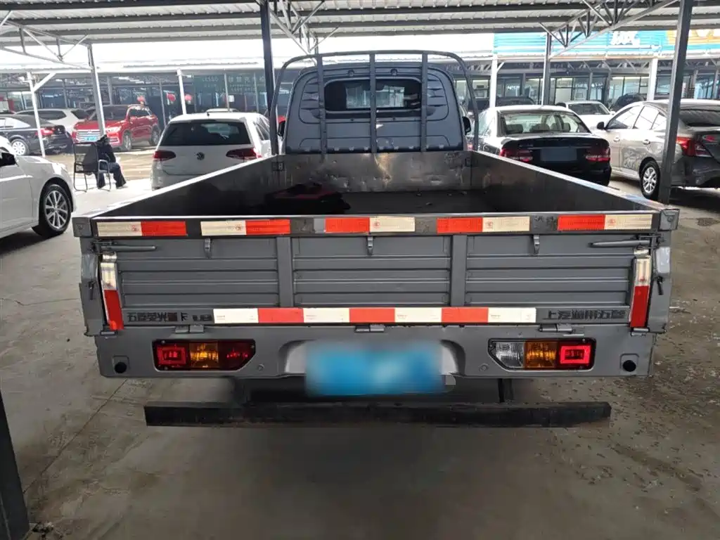 Wuling Rongguang New Truck 五菱荣光新卡 2021款 1.8 L基本型单排双后轮LJ479 Q6