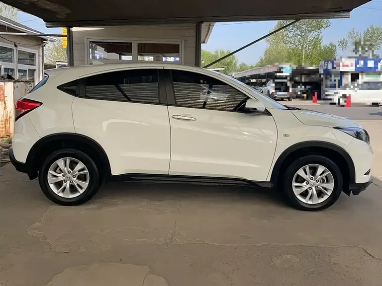 Honda Vezel 1.5 L CVT 2 WD Comfort
