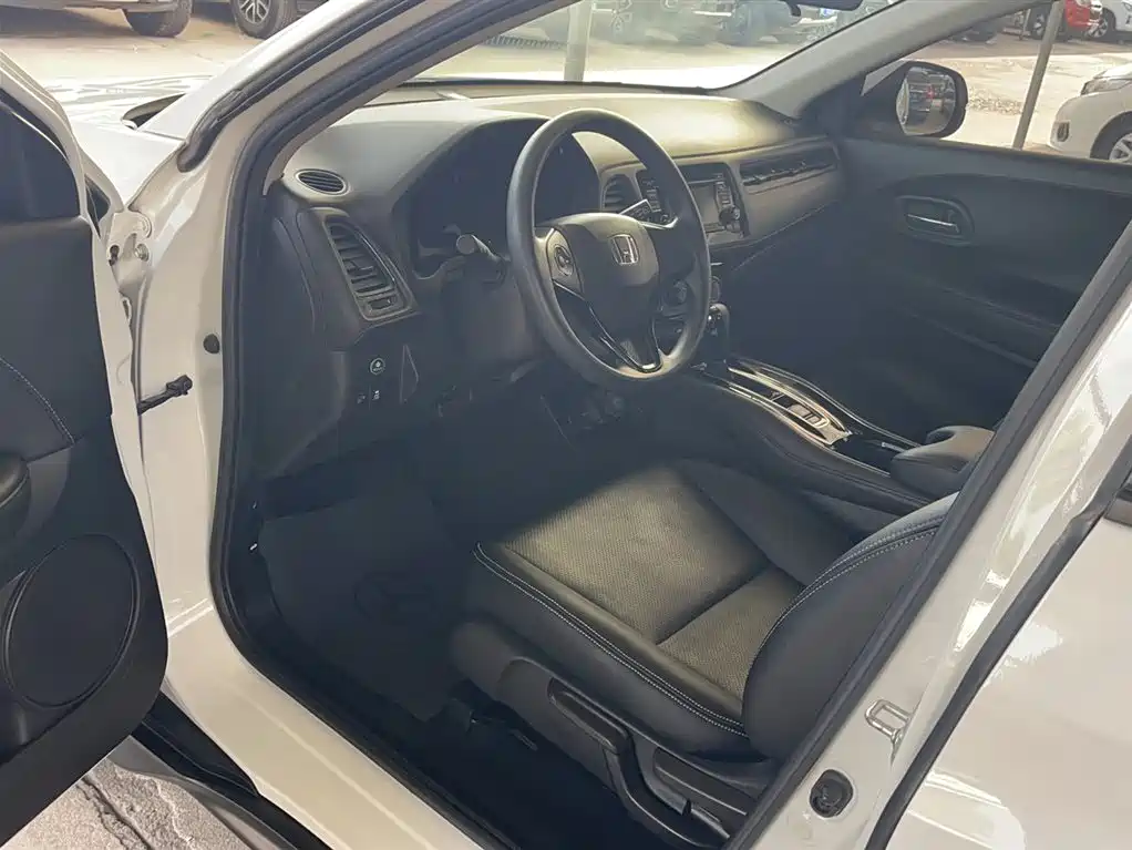 Vezel 1.5 L CVT 2 WD Comfort
