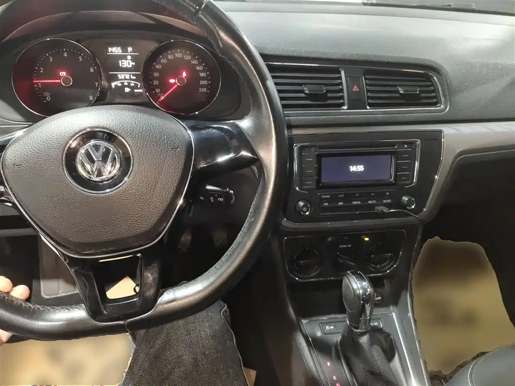 Lavida 1.6 L Auto Comfort