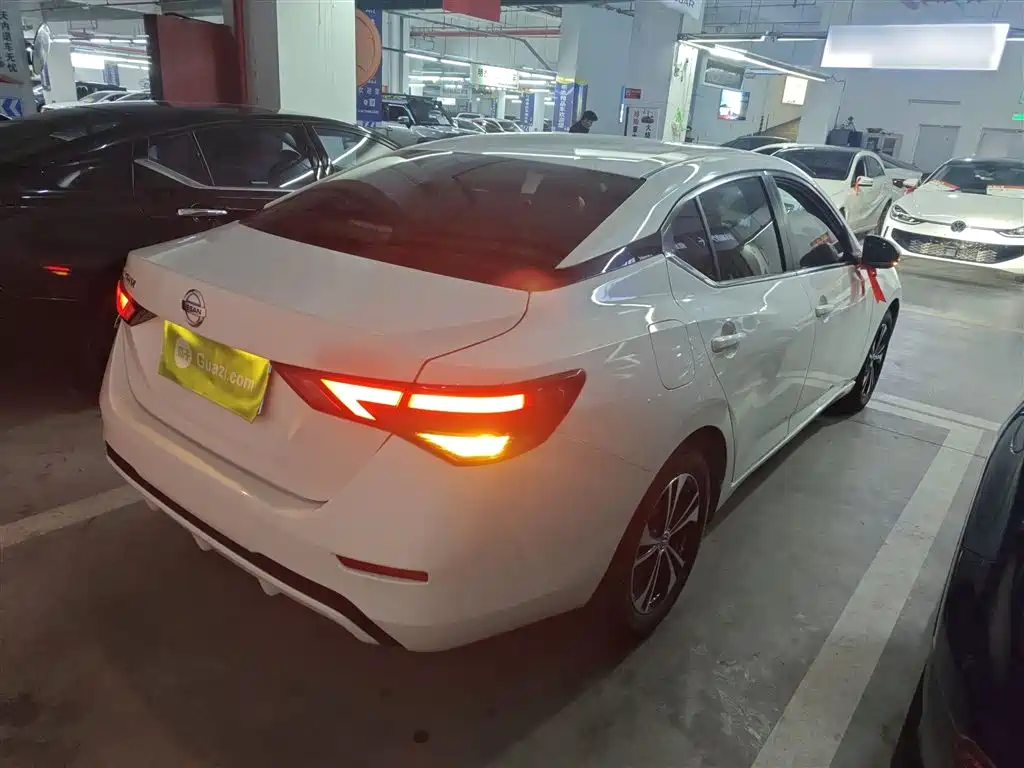 Sylphy 1.6 L XL CVT Joy