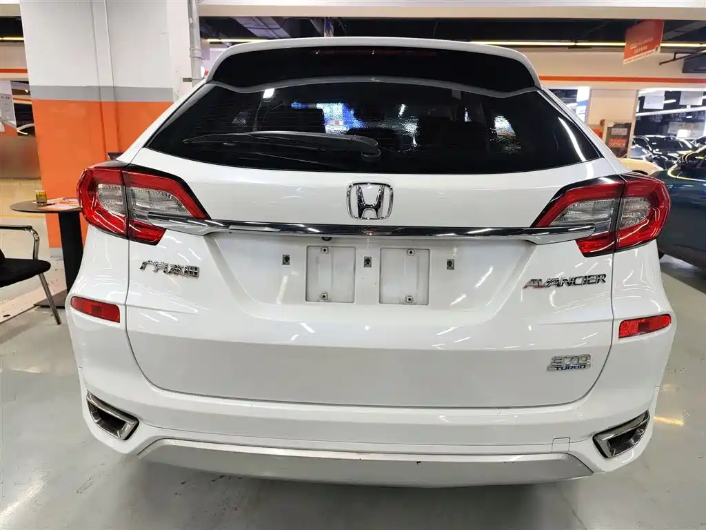 Avancier 370 TURBO 2 WD Luxury