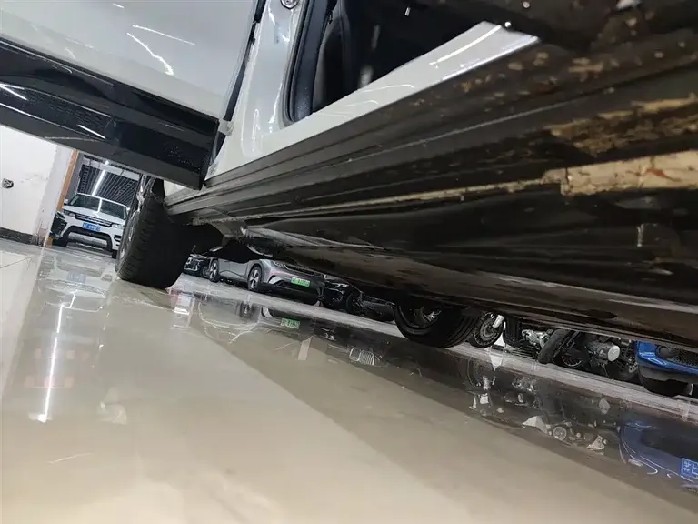 Audi Q2 L 35 TFSI Launch Exclusive CN-VI