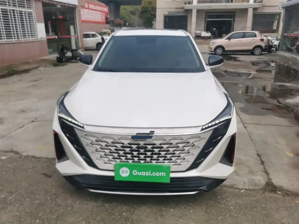 Changan Oshan Z6 Blue Whale 1.5 T DCT Smart Leading City