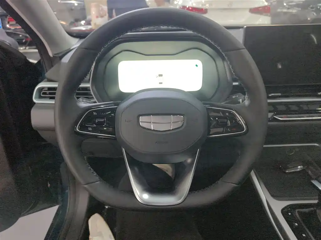 Emgrand 帝豪 2026款 400万纪念款 1.5 L CVT飞越型