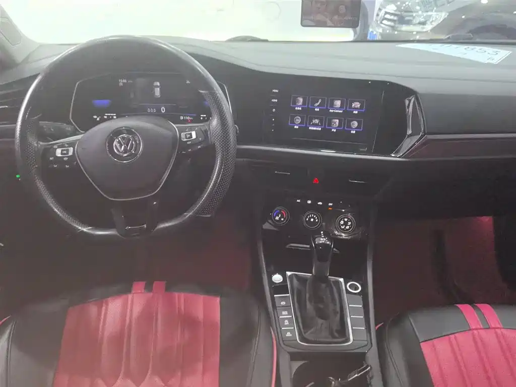 Sagitar 280 TSI DSG Transcend
