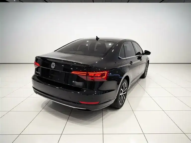 Volkswagen Sagitar 280 TSI DSG Transcend
