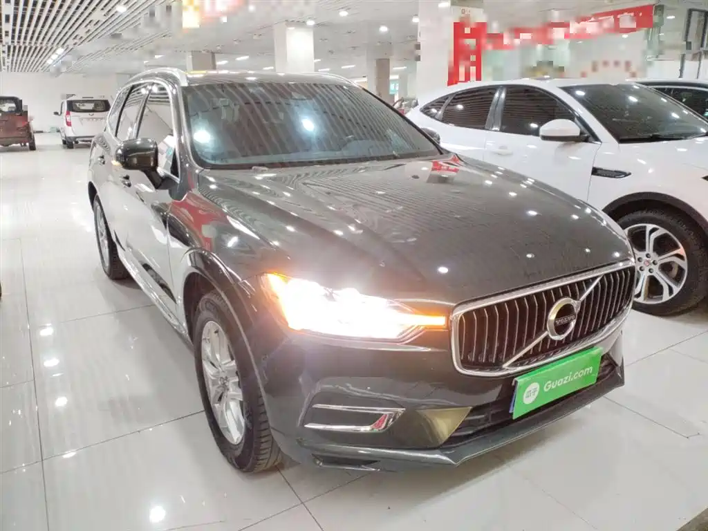 Volvo XC60 T5 4 WD Smart Ease Luxury