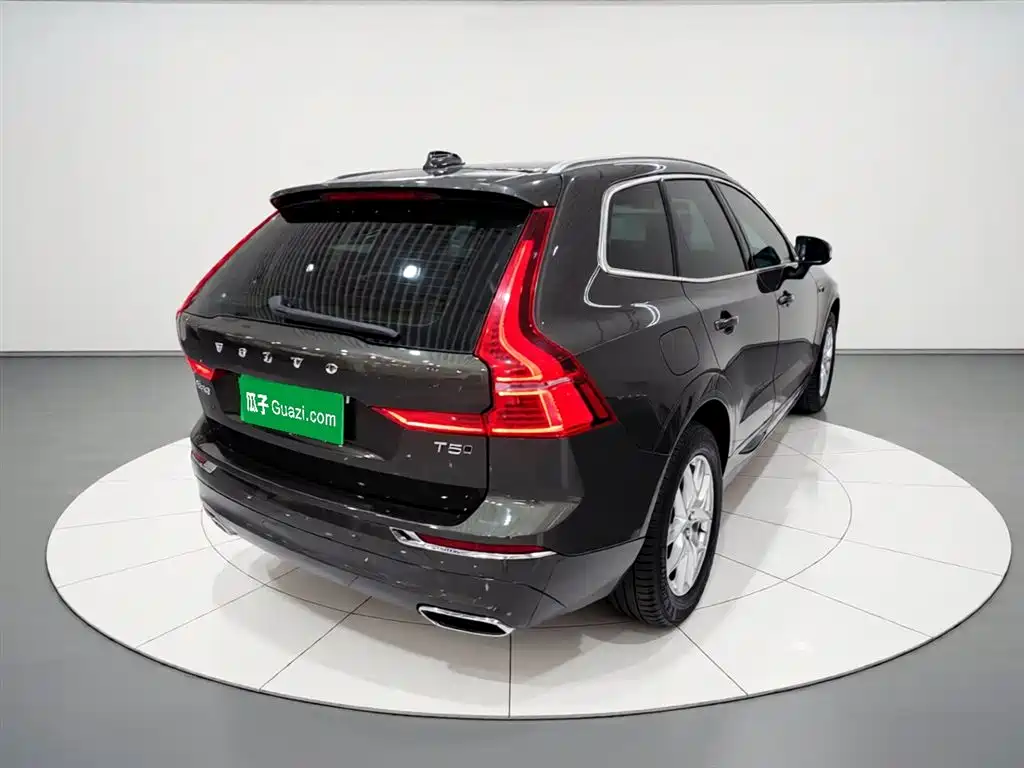 Volvo XC60 T5 4 WD Smart Ease Luxury