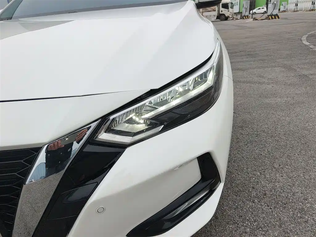 Sylphy 1.6 L XL CVT Smart Enjoyment