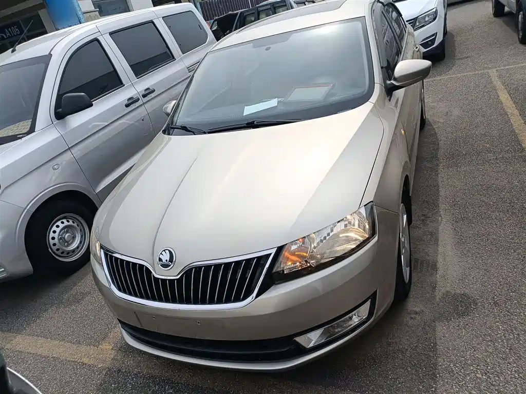 Rapid 1.6 L Auto Smart Select